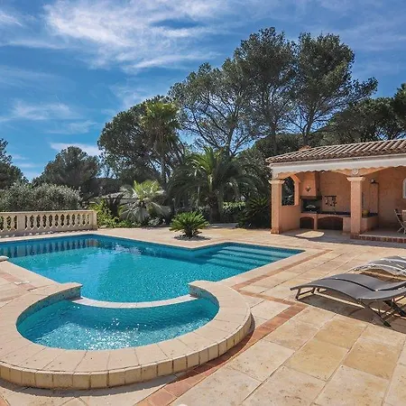 Studio Holiday In Raphael *